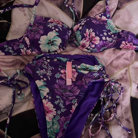 Victoria's Secret Other - A set Victoria Secret. The top 89.00 and bottom 85.00 paid 160 for them both.